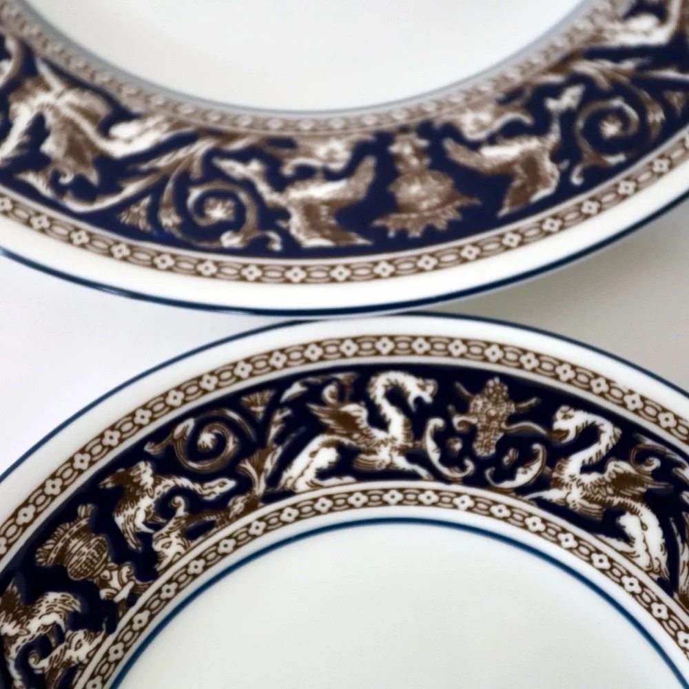 Wedgwood Florentine 6 Piece Place Setting Dark Blue Rim Plate Cups Saucers W1956